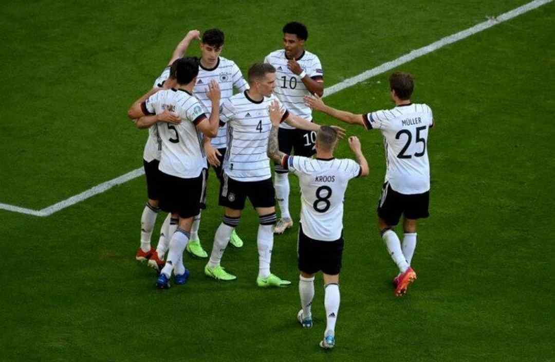 Phong độ cừ khôi của các đội bóng quốc gia Đức